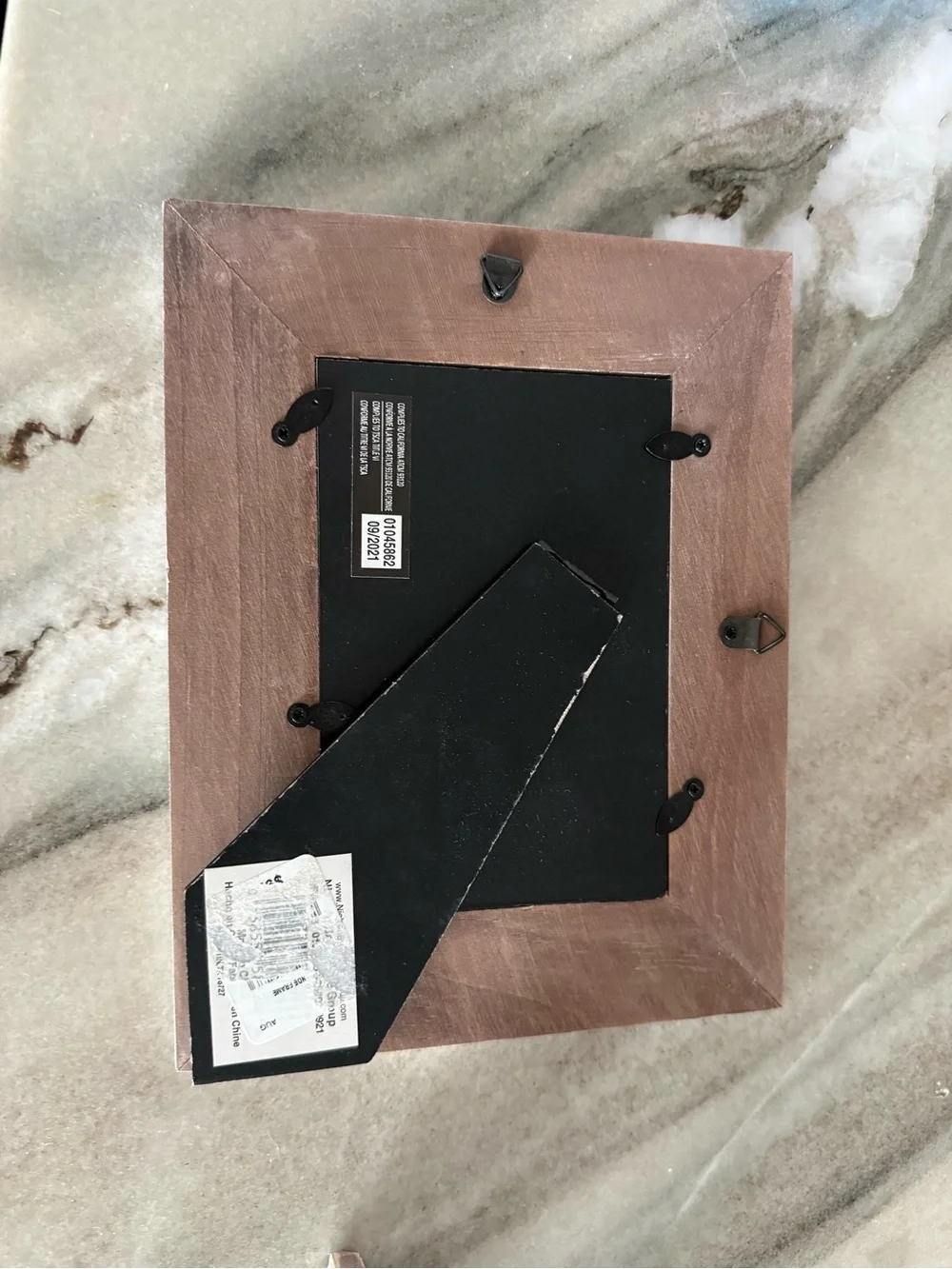 Rustic White and Distressed Brown Wood Photo Frame - 4x6, never used. 2 total av